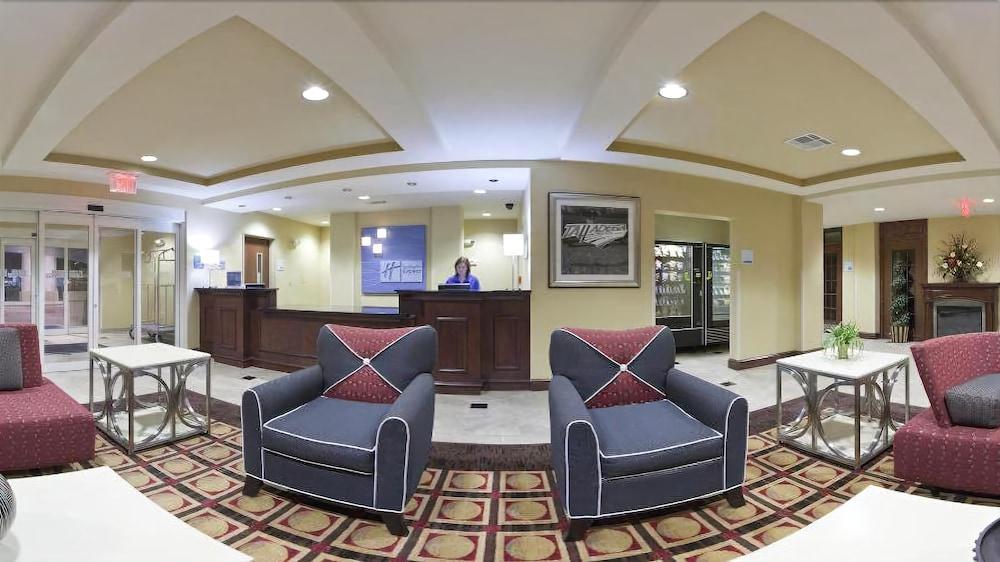 Holiday Inn Express Hotel & Suites Talladega By Ihg Kültér fotó