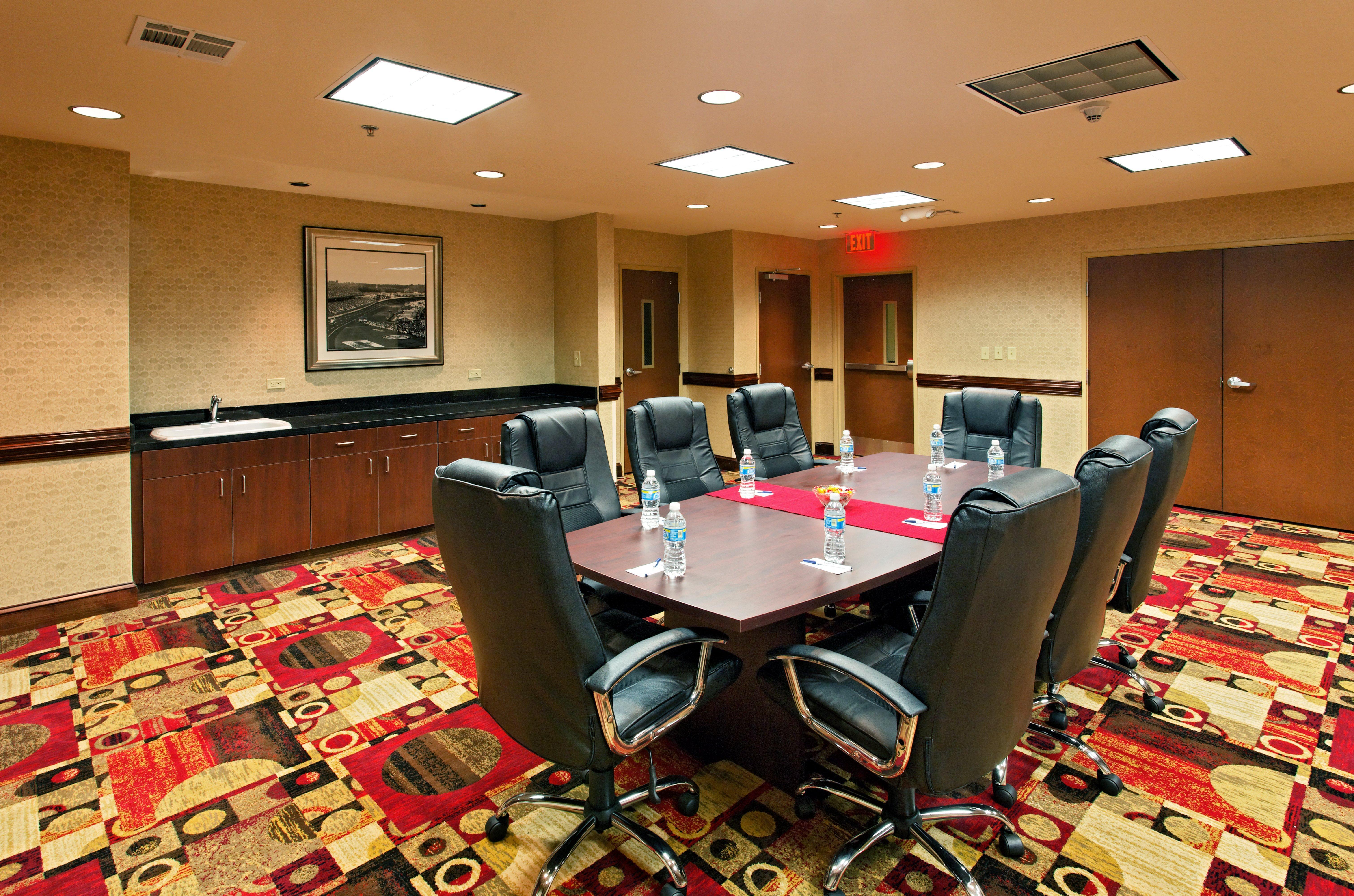 Holiday Inn Express Hotel & Suites Talladega By Ihg Kültér fotó